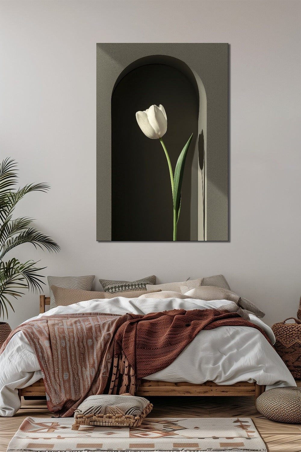 Lale Çiçeği Baskılı Cam Tablo – Niş İçinde Beyaz Lale Minimalist Duvar Dekoru