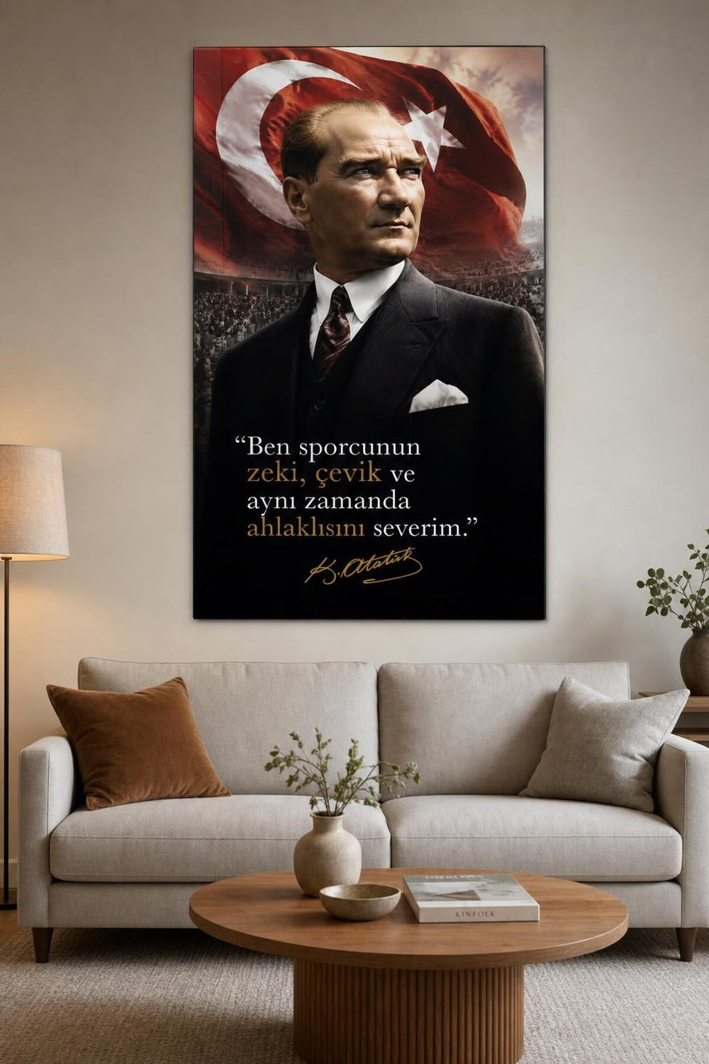 Atatürk Sporcu Sözlü Baskılı Cam Tablo – UV Baskı Dekoratif Duvar Tablosu