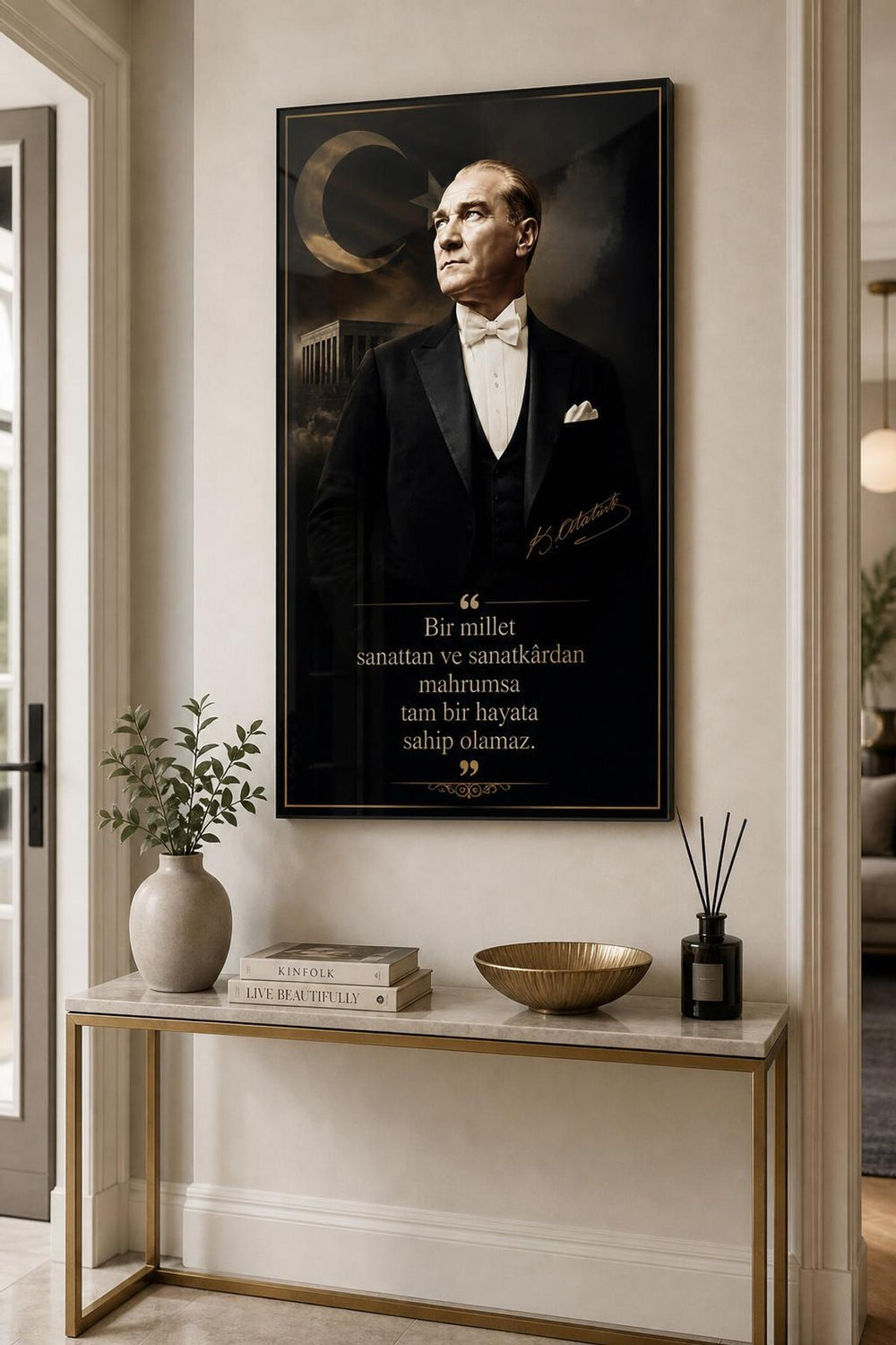 Atatürk Portreli Baskılı Cam Tablo – Türk Bayrağı ve Özlü Sözlü Duvar Dekoru